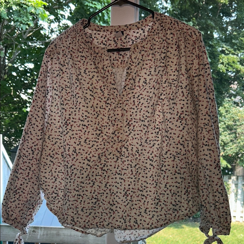 Old Navy White and Black Speckled Blouse